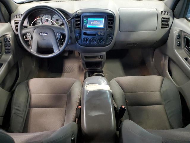 Photo 8 from auction – 2002 FORD ESCAPE XLT with VIN 1FMYU04192KD10211