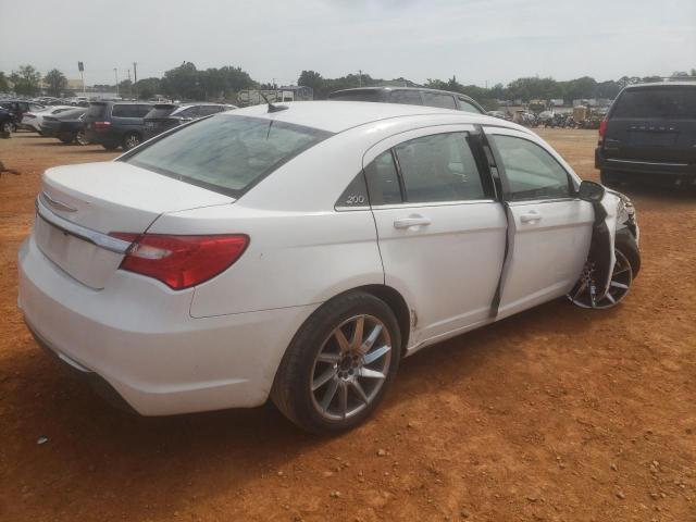 Снимка 3 от търг – 2012 CHRYSLER 200 LX с VIN 1C3CCBAG4CN261719