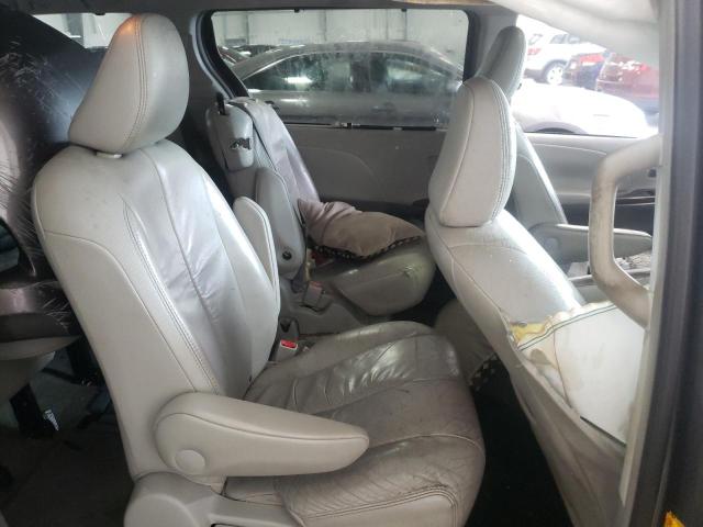 Photo 11 from auction – 2011 TOYOTA SIENNA XLE with VIN 5TDYK3DCXBS133710