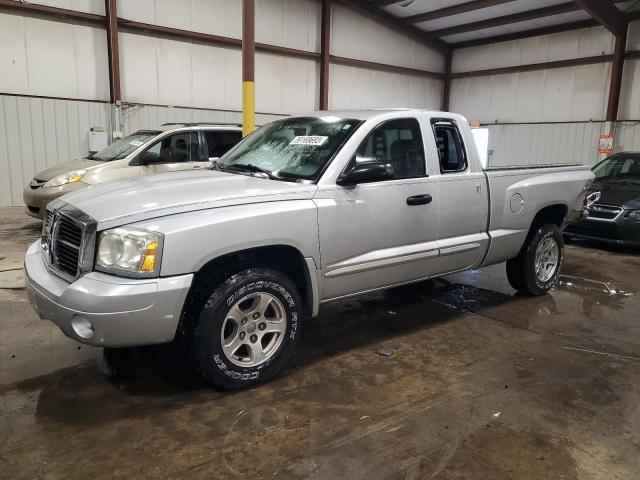 DODGE DAKOTA SLT 2005 with VIN 1D7HE42K85S329332 - Photo from auction