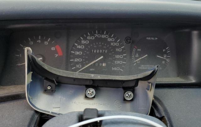 Photo 9 from auction – 1994 LINCOLN MARK VIII with VIN 1LNLM91V6RY616246