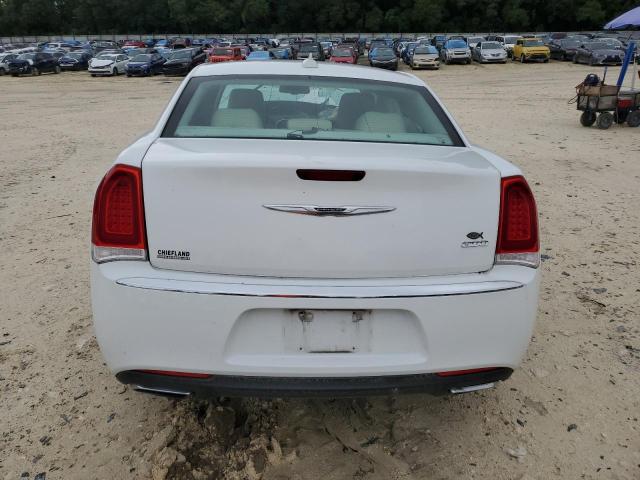 Photo 6 from auction – 2015 CHRYSLER 300 LIMITE with VIN 2C3CCAAG0FH780483