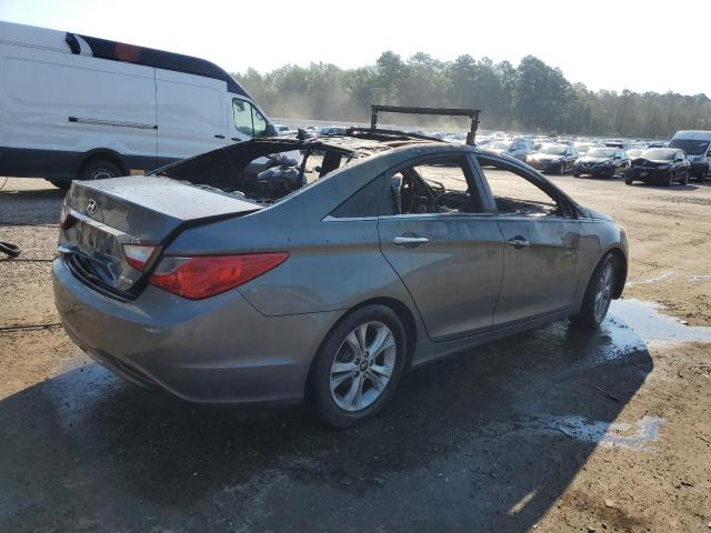 Photo 3 from auction – 2012 HYUNDAI SONATA SE with VIN 5NPEC4ACXCH502373