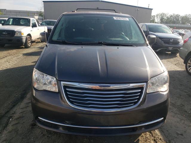 Photo 5 from auction – 2016 CHRYSLER TOWN & COU with VIN 2C4RC1BG4GR282092