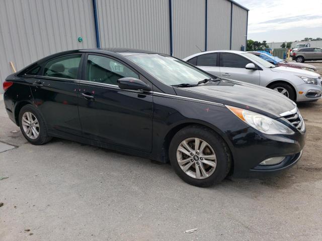 Photo 4 from auction – 2013 HYUNDAI SONATA GLS with VIN 5NPEB4AC4DH804472
