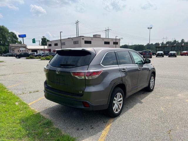 Photo 4 from auction – 2015 TOYOTA HIGHLANDER with VIN 5TDZARFH2FS014123