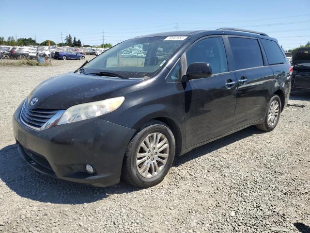 TOYOTA SIENNA XLE 2011 with VIN 5TDYK3DC3BS125481 - Photo from auction