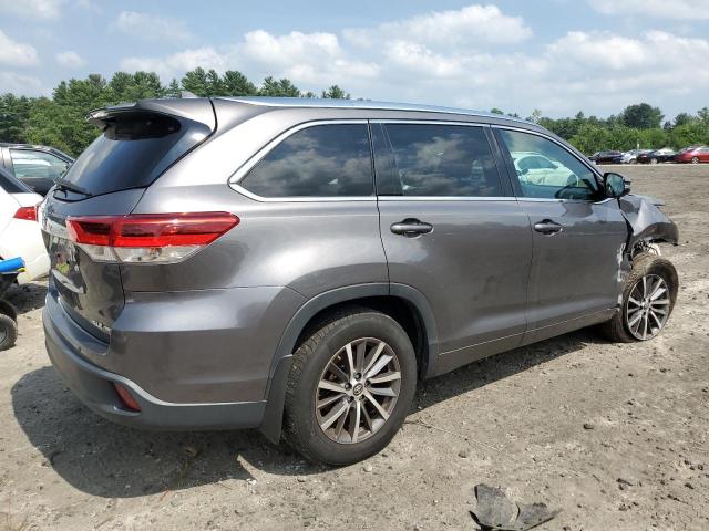 Photo 3 from auction – 2018 TOYOTA HIGHLANDER with VIN 5TDJZRFH8JS527925