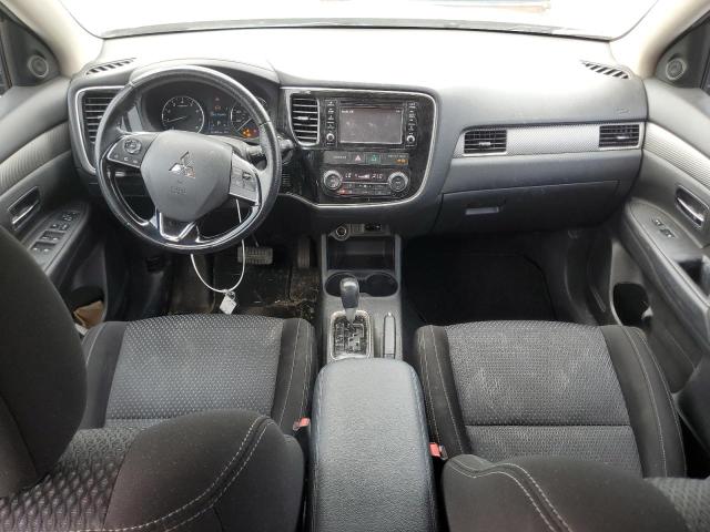 Photo 8 from auction – 2016 MITSUBISHI OUTLANDER with VIN JA4AD3A30GZ062789