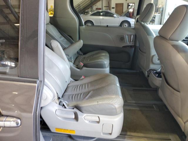 Photo 11 from auction – 2011 TOYOTA SIENNA XLE with VIN 5TDDK3DC0BS024848