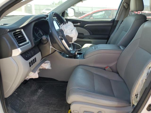 Photo 7 from auction – 2018 TOYOTA HIGHLANDER with VIN 5TDDZRFH8JS905383