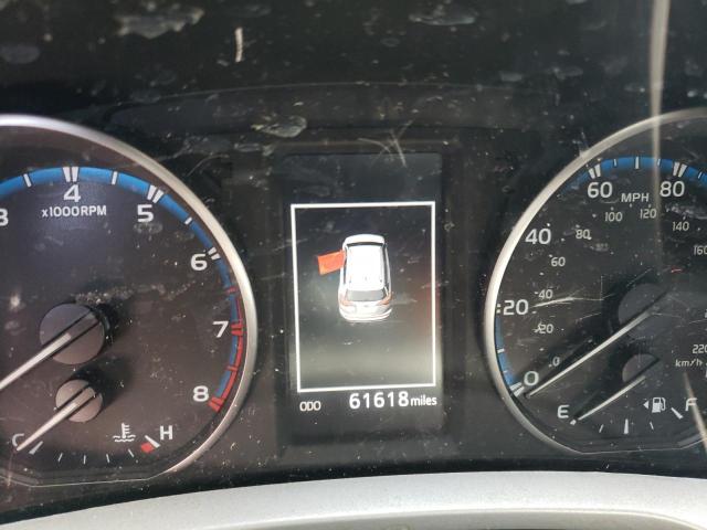 Photo 9 from auction – 2017 TOYOTA RAV4 XLE with VIN 2T3WFREV3HW344480