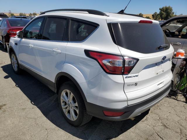 Photo 2 from auction – 2018 FORD ESCAPE SE with VIN 1FMCU9GD1JUD39063