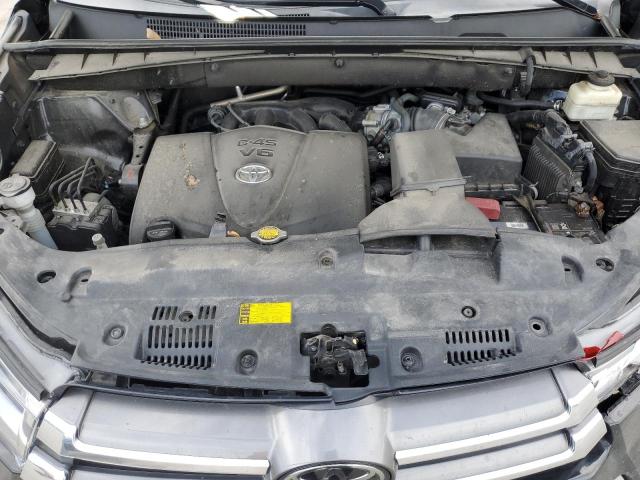 Photo 12 from auction – 2017 TOYOTA HIGHLANDER with VIN 5TDYZRFH8HS221249