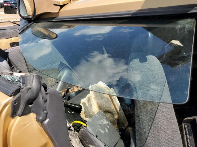 Photo 10 from auction – 2000 FORD MUSTANG with VIN 1FAFP4042YF101412