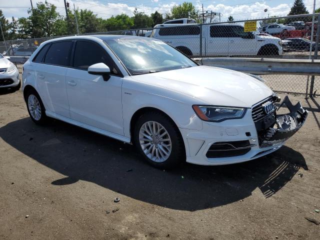 Снимка 4 от търг – 2016 AUDI A3 E-TRON с VIN WAUVPBFF9GA105856