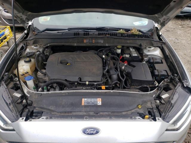 Photo 11 from auction – 2017 FORD FUSION SE with VIN 3FA6P0HD2HR124351