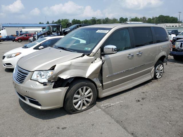 CHRYSLER TOWN & COU 2016 with VIN 2C4RC1GG6GR269899 - Photo from auction