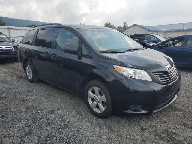 Photo 4 from auction – 2015 TOYOTA SIENNA LE with VIN 5TDKK3DC2FS559919