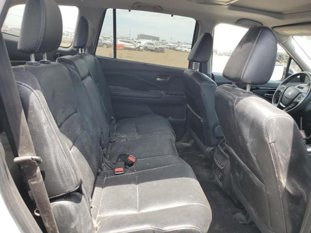 Photo 11 from auction – 2017 HONDA PILOT TOUR with VIN 5FNYF6H93HB055787