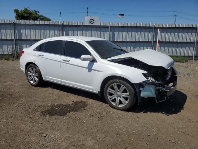 Photo 4 from auction – 2013 CHRYSLER 200 TOURIN with VIN 1C3CCBBB3DN734952