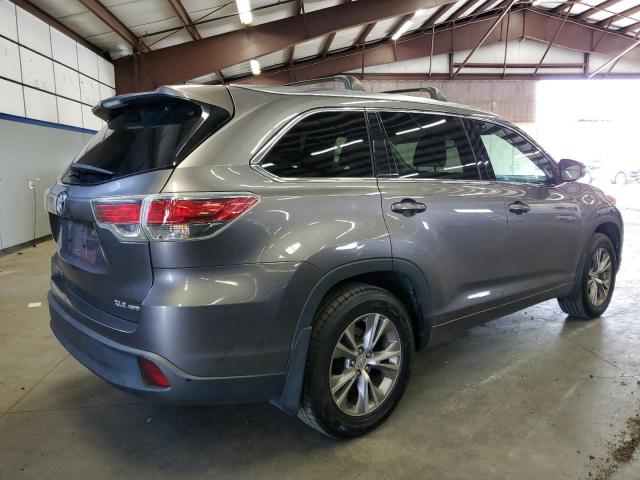 Photo 3 from auction – 2015 TOYOTA HIGHLANDER with VIN 5TDJKRFH4FS185546