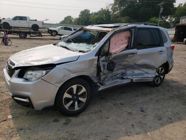 SUBARU FORESTER 2018 with VIN JF2SJAEC3JH512189 - Photo from auction