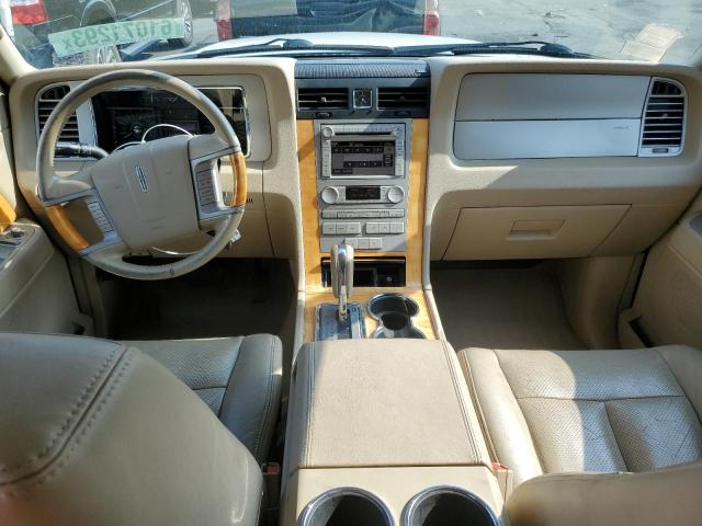 Photo 8 from auction – 2008 LINCOLN NAVIGATOR with VIN 5LMFL28598LJ09489
