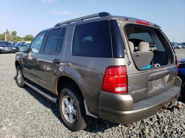Photo 2 from auction – 2005 FORD EXPLORER X with VIN 1FMZU73K65UB60977