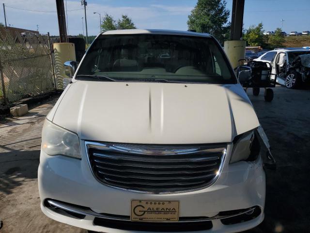 Photo 5 from auction – 2011 CHRYSLER TOWN & COU with VIN 2A4RR8DG7BR630958