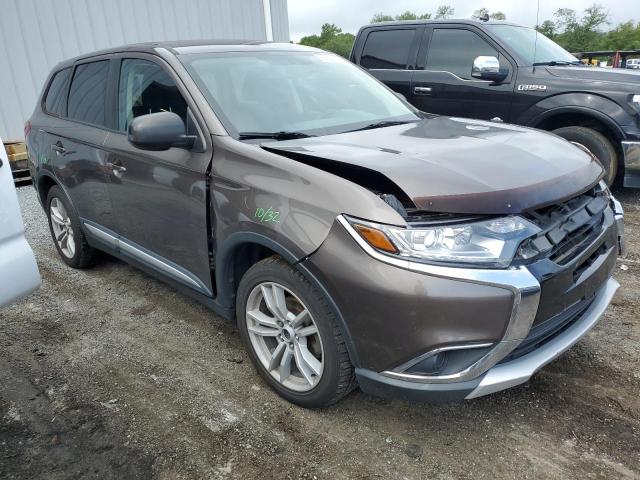 Photo 4 from auction – 2018 MITSUBISHI OUTLANDER with VIN JA4AD2A32JZ069647