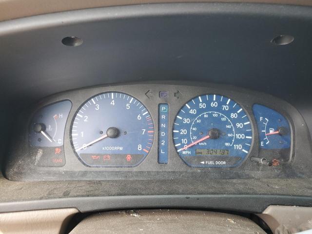 Photo 9 from auction – 2002 TOYOTA SIENNA LE with VIN 4T3ZF13C42U497828