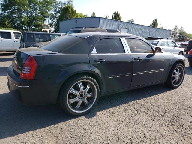 Photo 3 from auction – 2005 CHRYSLER 300 TOURIN with VIN 2C3JA53G95H624989