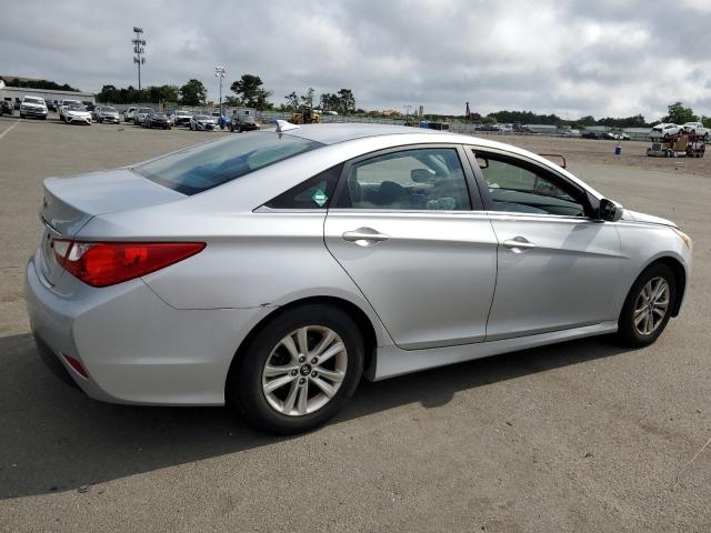 Photo 3 from auction – 2014 HYUNDAI SONATA GLS with VIN 5NPEB4AC2EH858807