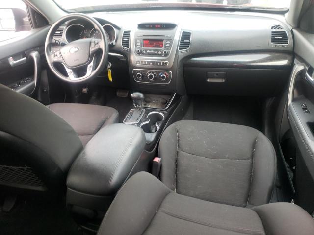 Photo 8 from auction – 2014 KIA SORENTO LX with VIN 5XYKTCA65EG430466
