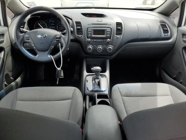 Photo 8 from auction – 2017 KIA FORTE LX with VIN 3KPFK4A7XHE071829