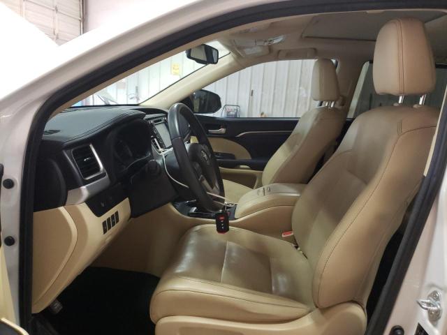 Photo 7 from auction – 2016 TOYOTA HIGHLANDER with VIN 5TDDKRFH7GS261405