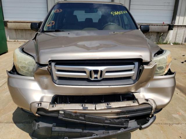 Photo 5 from auction – 2006 HONDA PILOT LX with VIN 5FNYF18146B005829