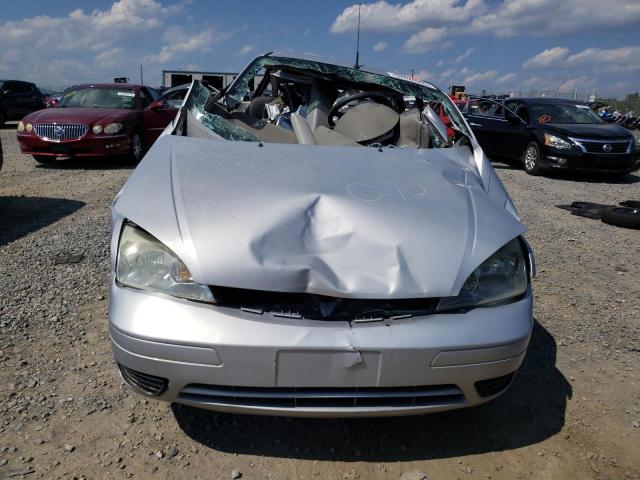 Photo 5 from auction – 2005 FORD FOCUS ZX4 with VIN 1FAFP34N05W210637