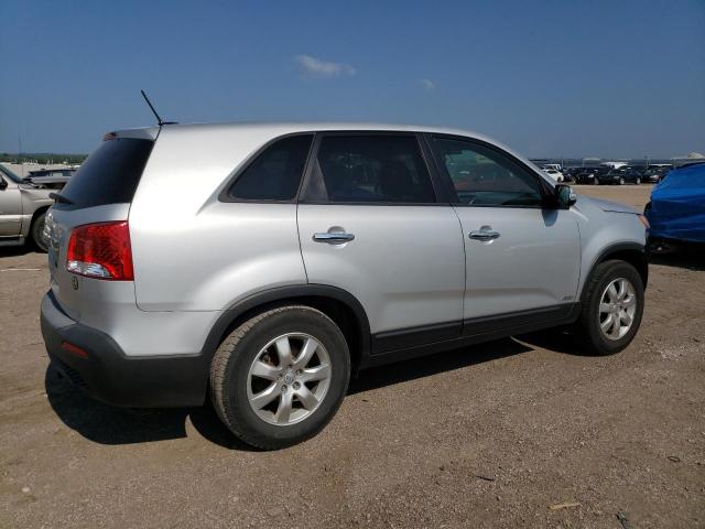 Photo 3 from auction – 2013 KIA SORENTO LX with VIN 5XYKTCA64DG341213