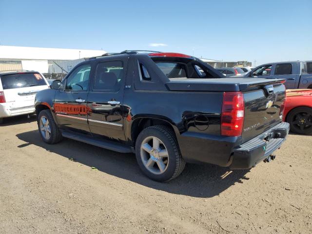 Photo 2 from auction – 2011 CHEVROLET AVALANCHE with VIN 3GNTKGE38BG261353