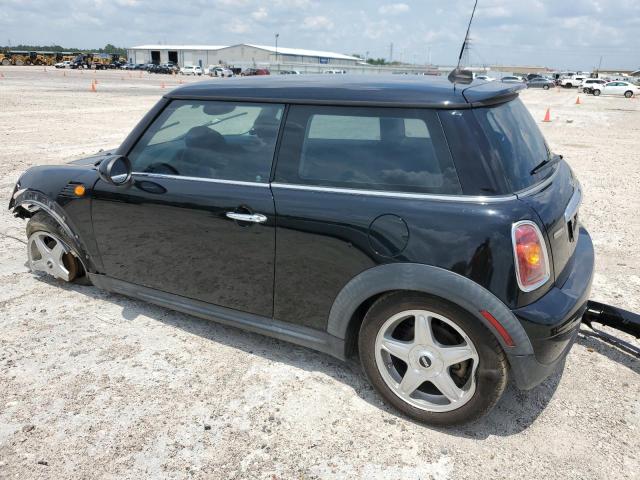 Photo 2 from auction – 2009 MINI COOPER with VIN WMWMF33529TW77004