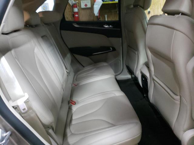 Photo 11 from auction – 2019 LINCOLN MKC RESERV with VIN 5LMCJ3C90KUL46091