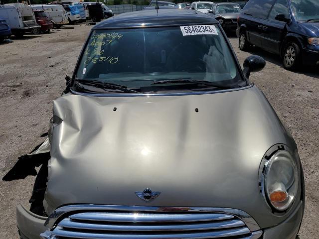 Photo 11 from auction – 2010 MINI COOPER with VIN WMWMF3C50ATZ65110