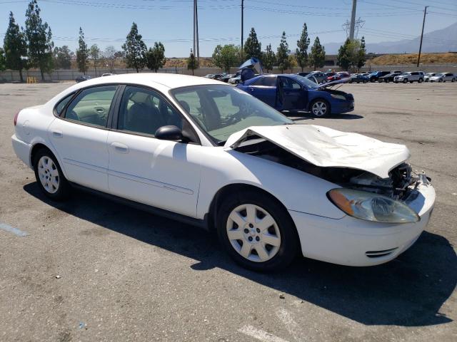 Photo 4 from auction – 2004 FORD TAURUS LX with VIN 1FAFP52U94A118041