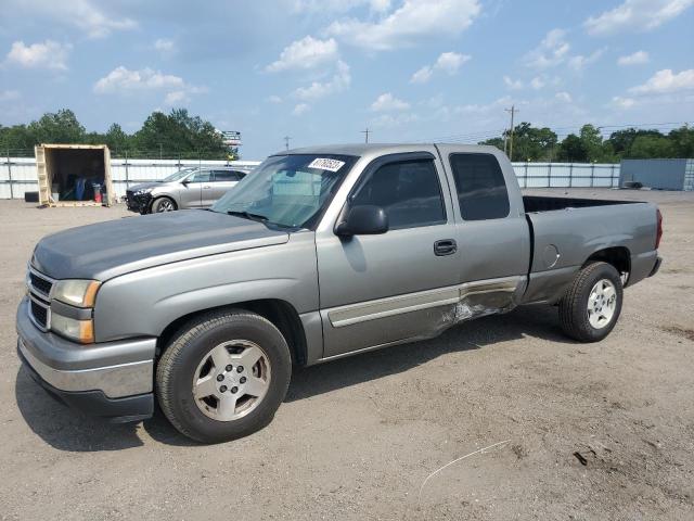 CHEVROLET SILVERADO 2006 with VIN 1GCEC19V26Z299920 - Photo from auction