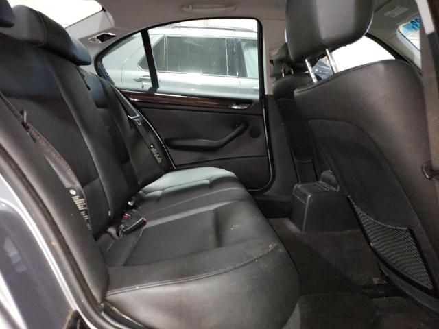 Photo 10 from auction – 2005 BMW 325 I with VIN WBAET37475NJ89213