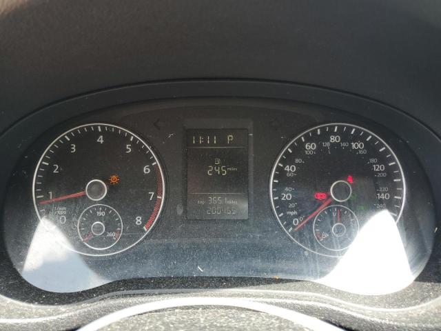 Photo 9 from auction – 2012 VOLKSWAGEN PASSAT S with VIN 1VWAP7A38CC028839