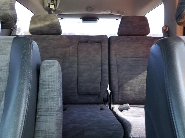 Photo 10 from auction – 2002 HONDA CR-V LX with VIN JHLRD68482C024590