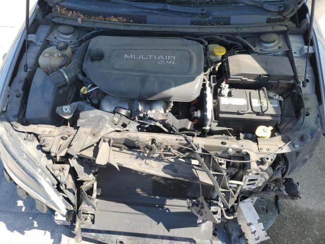 Photo 11 from auction – 2015 CHRYSLER 200 LIMITE with VIN 1C3CCCAB7FN672501